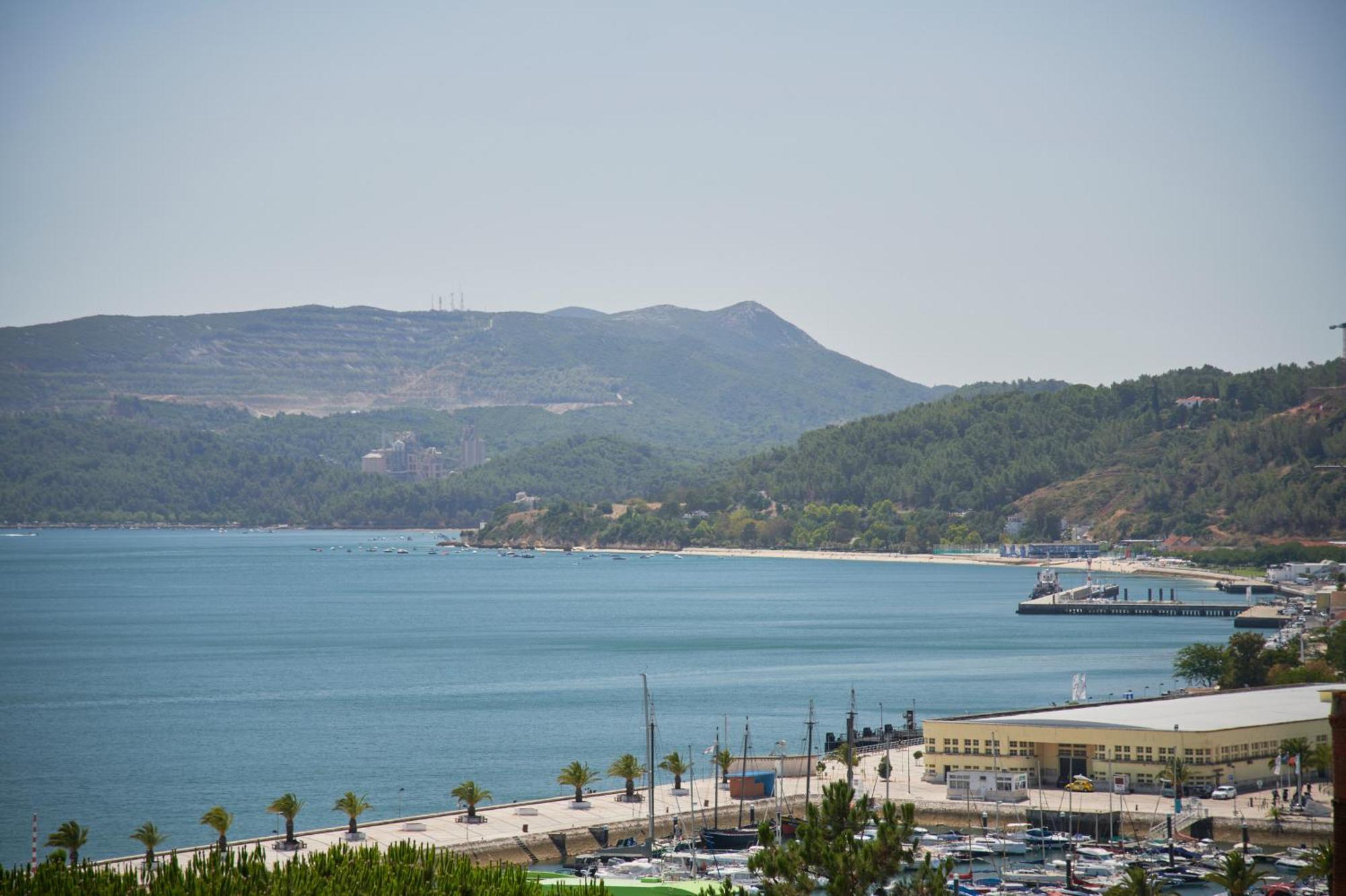 Sunset Bay View, Renovated Apt, By Timecooler Setúbal Exterior foto